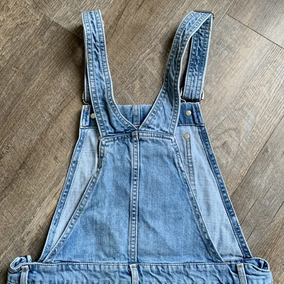 Gap Denim Overall Shorts - Picture 7 of 9